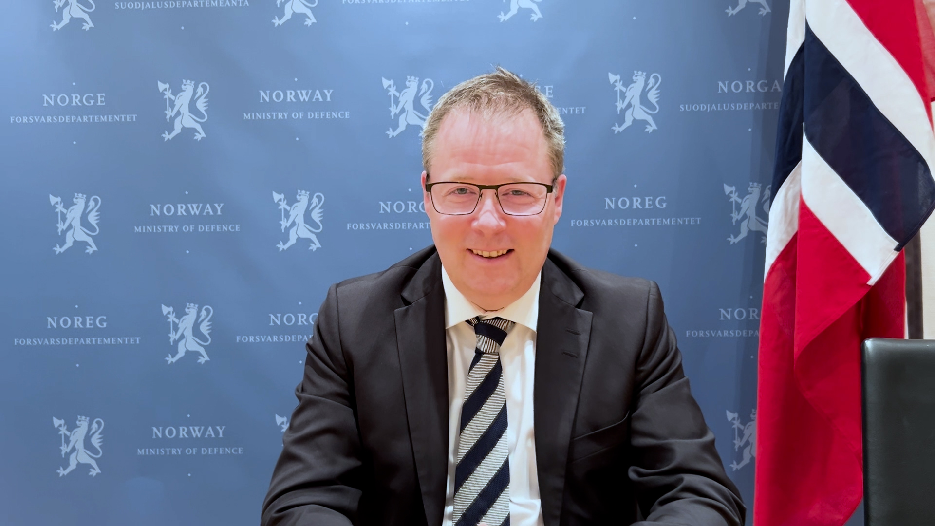 Bjørn Arild Gram takket for prisen gjennom en videohilsen